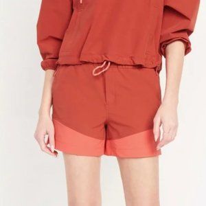 OLD NAVY High-Waisted StretchTech Water-Repellent Shorts -- 4.5-inch inseam